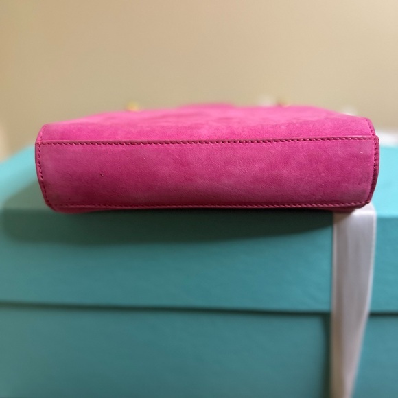 SOLD!Tiffany & Co. Suede Crossbody w/ Gold Chain- Rare & Vintage - Picture 13 of 14